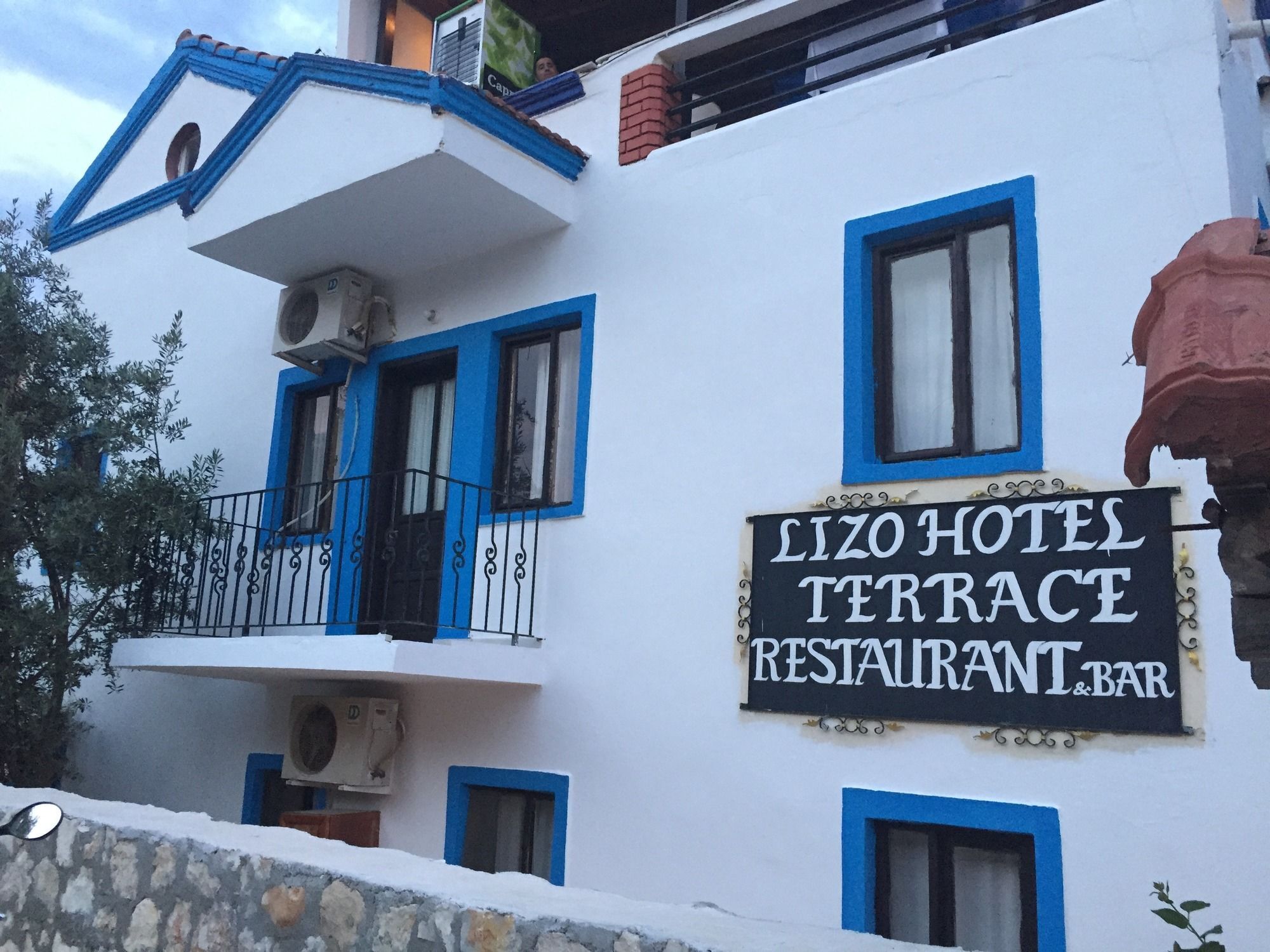Lizo Hotel Калкан Екстериор снимка