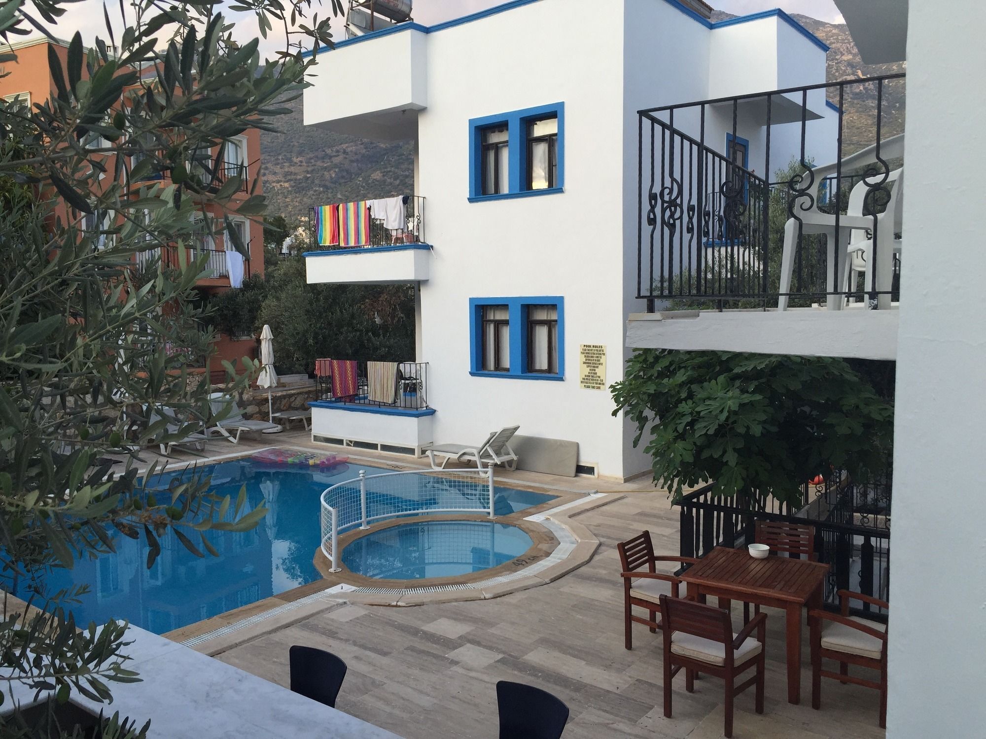 Lizo Hotel Калкан Екстериор снимка